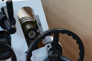 Фото 18 - Станок вальцовочный электромеханический ESR-3050×2.5E.