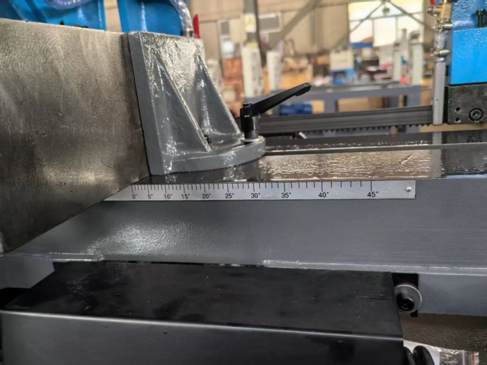 Фото 4 - MetalTec HBS 255 FH ручной ленточнопильный станок для резки металла.